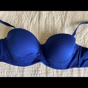 Body by Victoria convertible strapless bra